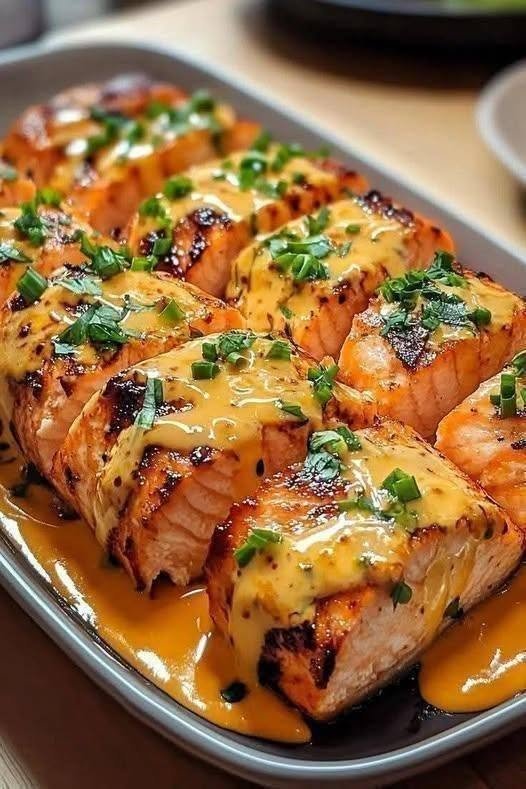 Crispy Bang Bang Salmon Bites – A high-protein, low-carb dinner ready in 25 minutes.