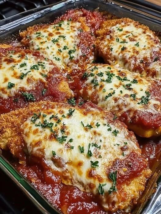 30-Minute Low-Carb Chicken Parmesan (Gluten-Free)