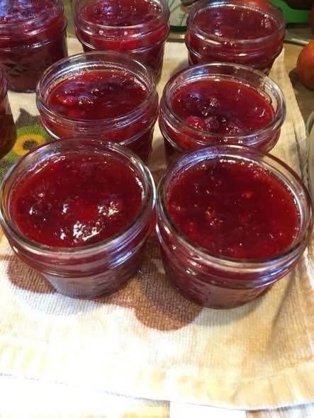Low-Carb Christmas Jam: Easy High-Protein Holiday Berry Spread