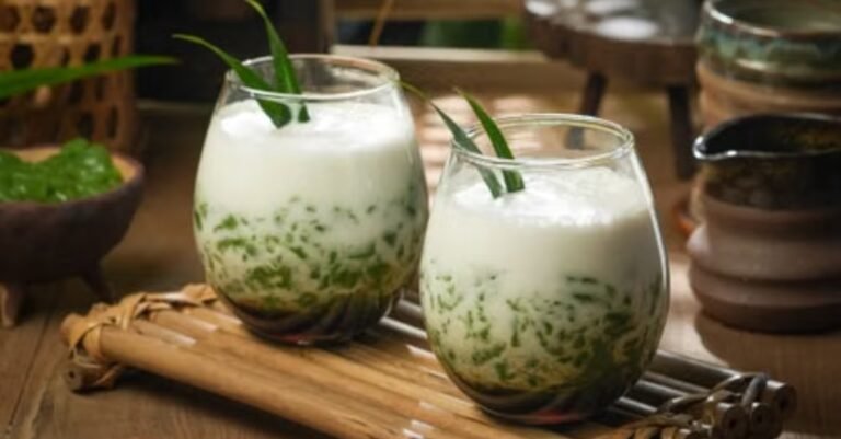 Sugar-Free Coconut Jelly Cups for Meal Prep