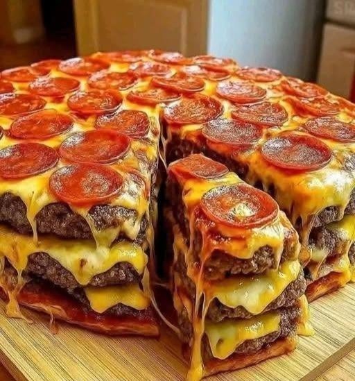 High-Protein Double Bacon Cheeseburger Pizza (Keto & Low-Carb)