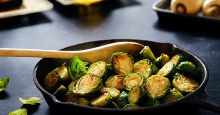 High-Protein Sheet Pan Roasted Brussels Sprouts and Crispy Turkey Bacon