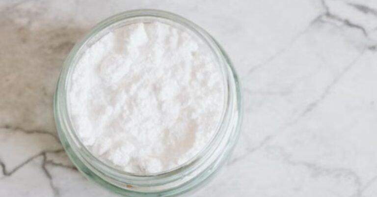 DIY Deep-Cleaning Hydrogen Peroxide & Baking Soda Scrub