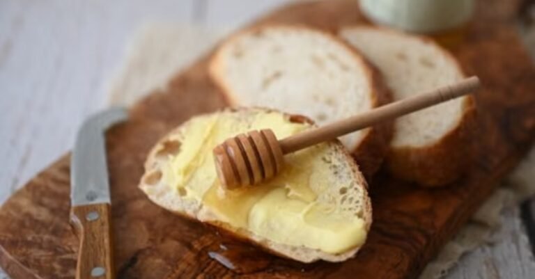 5-Minute Whipped Honey Cranberry Butter (Low-Carb Friendly)