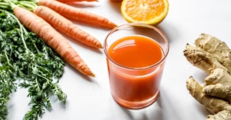 5-Minute Low-Carb Ginger Beet Root Juice with Protein